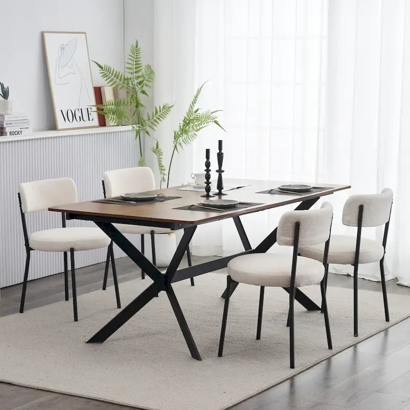 Sedia da pranzo in tessuto Teddy bianco/nero con gambe in metallo – Set da 4